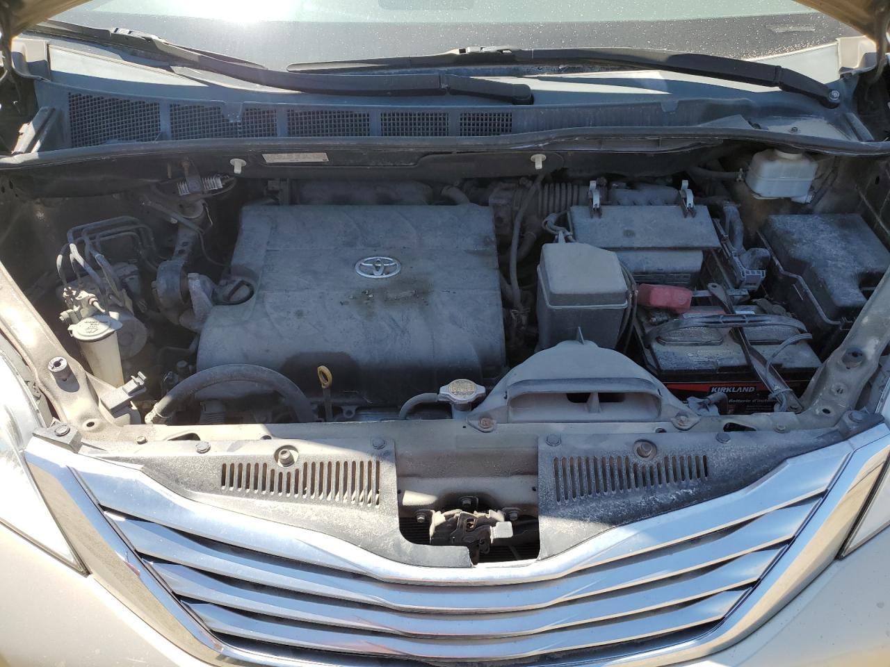 2012 Toyota Sienna Xle VIN: 5TDDK3DC1CS042583 Lot: 65562945