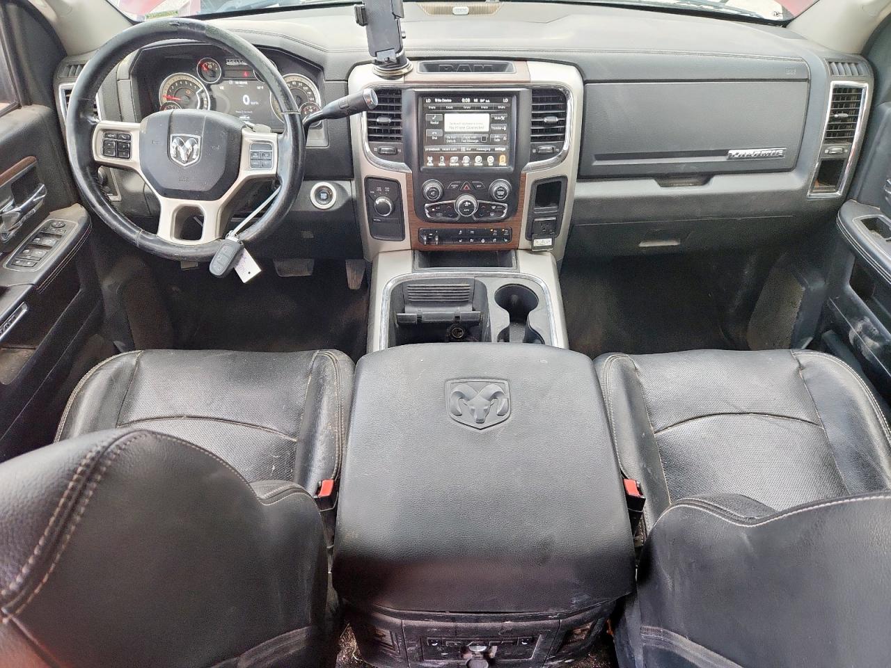 2017 Ram 2500 Laramie VIN: 3C6UR5FJ2HG781218 Lot: 63778365