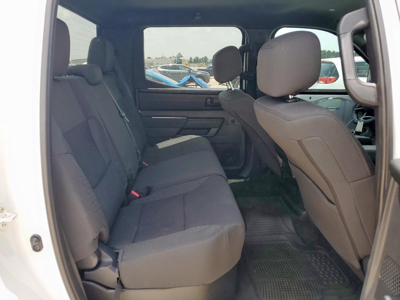 2025 Toyota Tundra Crewmax Sr VIN: 5TFKB5AB0SX046521 Lot: 63084955