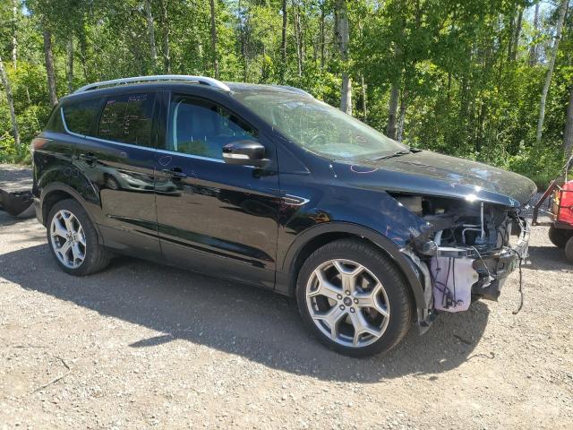  FORD ESCAPE 2017 Czarny