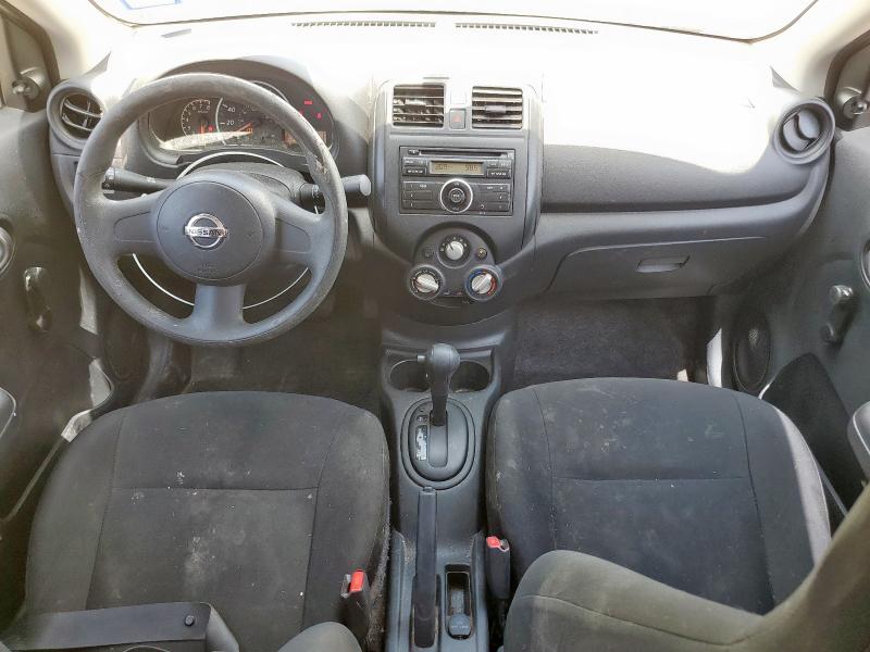  NISSAN VERSA 2014 Srebrny