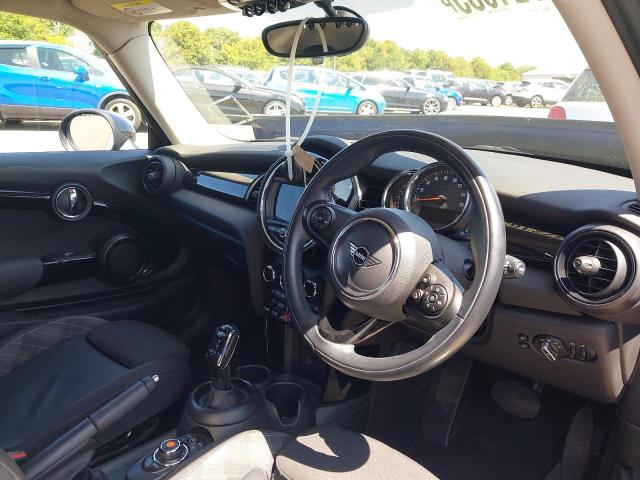 2018 MINI COOPER S C