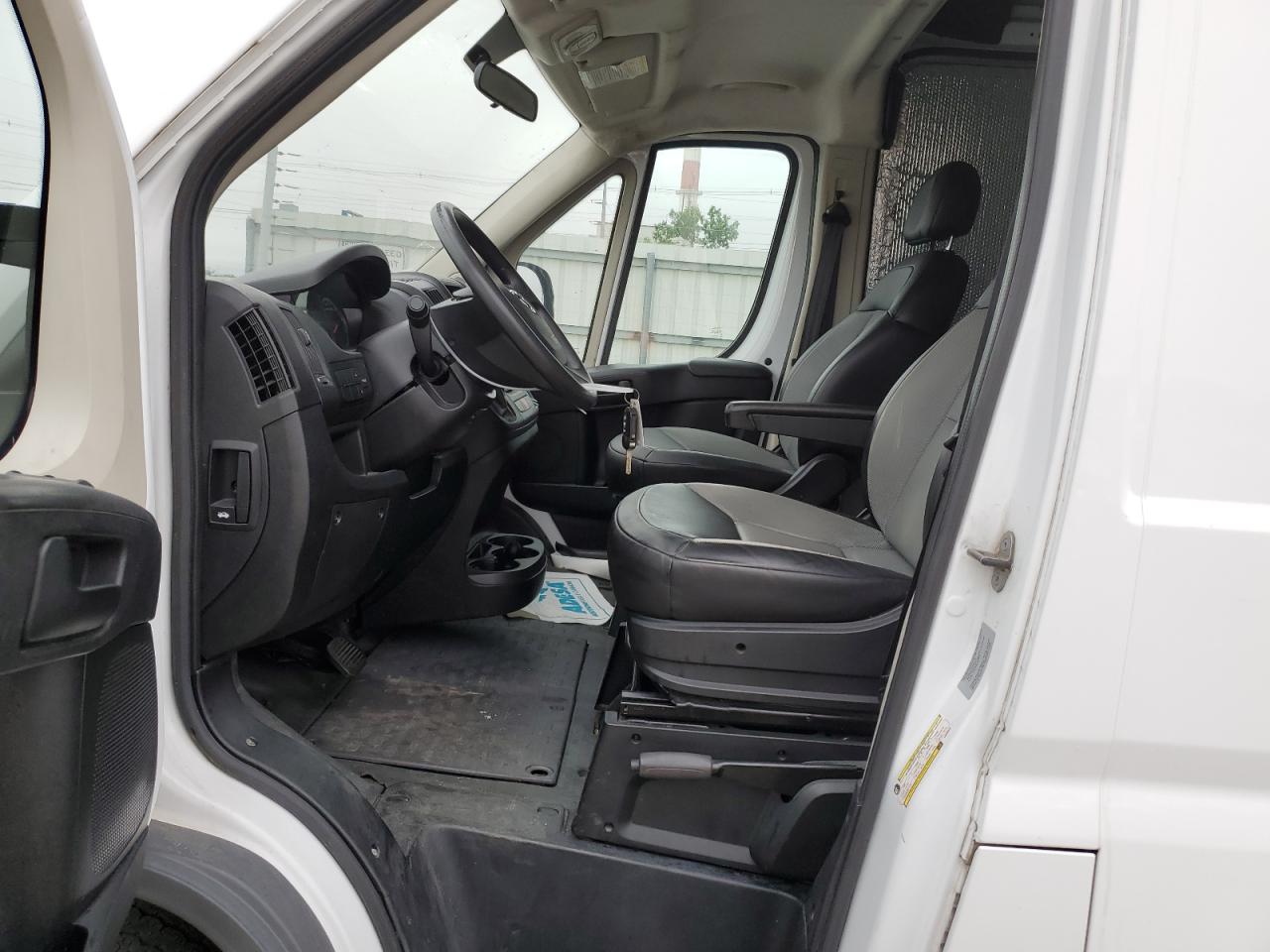 2017 Ram Promaster 2500 2500 High VIN: 3C6TRVDG9HE536818 Lot: 63458755