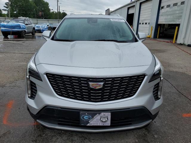  CADILLAC XT4 2019 Серебристый