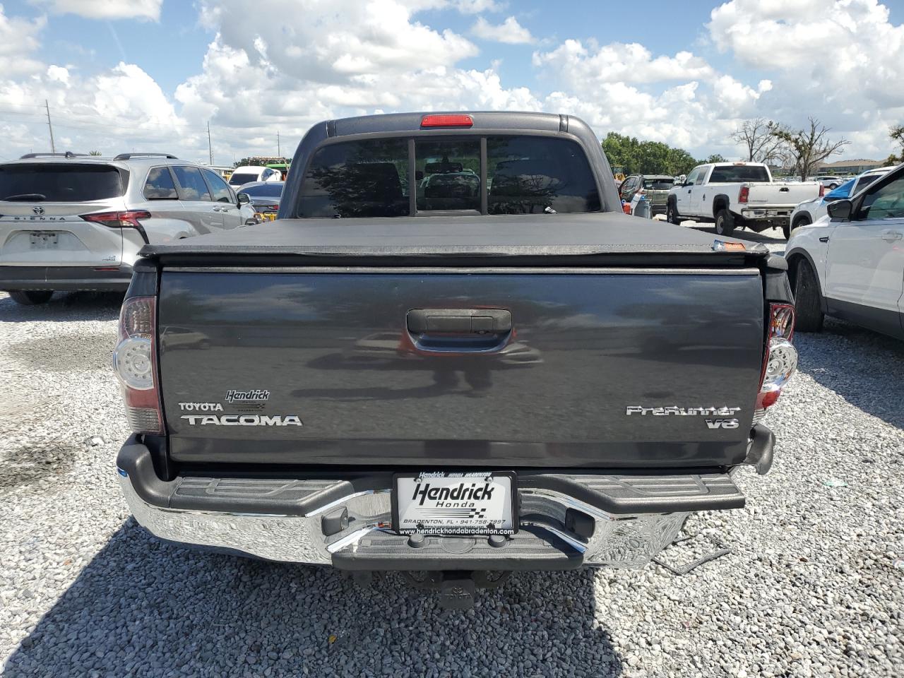 2011 Toyota Tacoma Double Cab Prerunner VIN: 3TMJU4GN6BM121827 Lot: 65382375