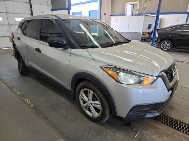  NISSAN KICKS 2020 Srebrny