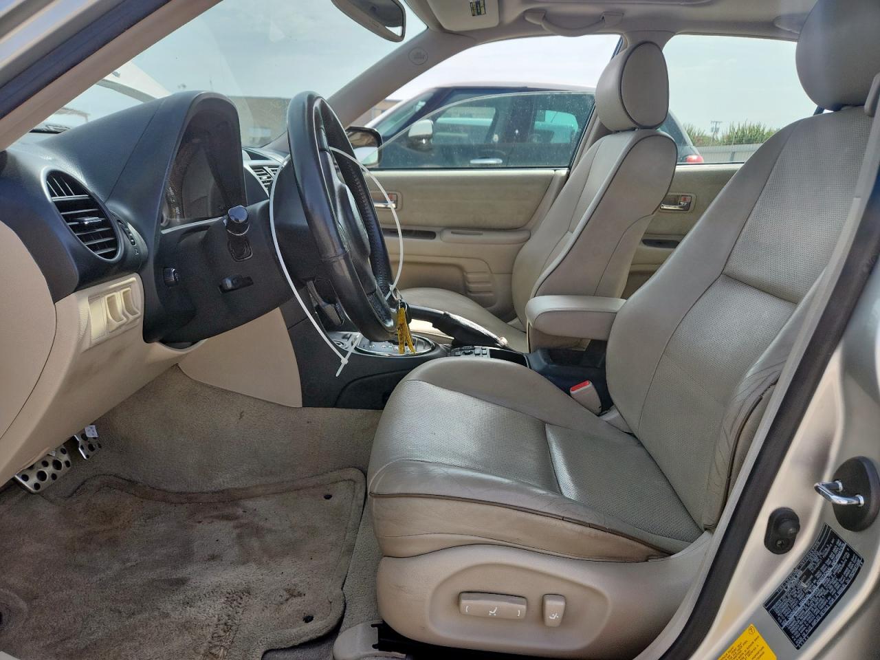 2002 Lexus Is 300 VIN: JTHBD192920047911 Lot: 62524445