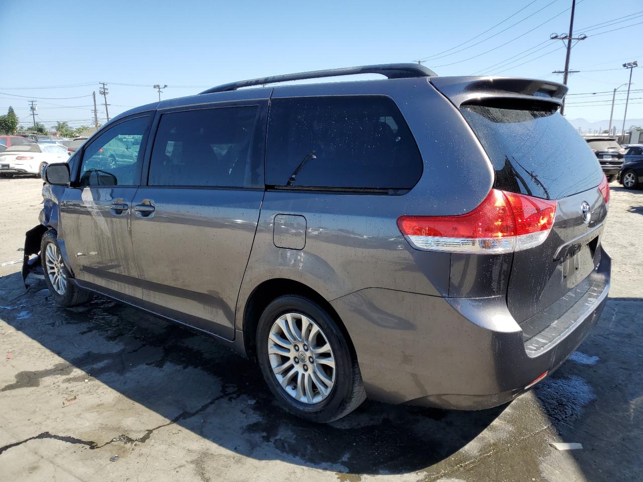2013 Toyota Sienna Xle VIN: 5TDYK3DC6DS294798 Lot: 66328315