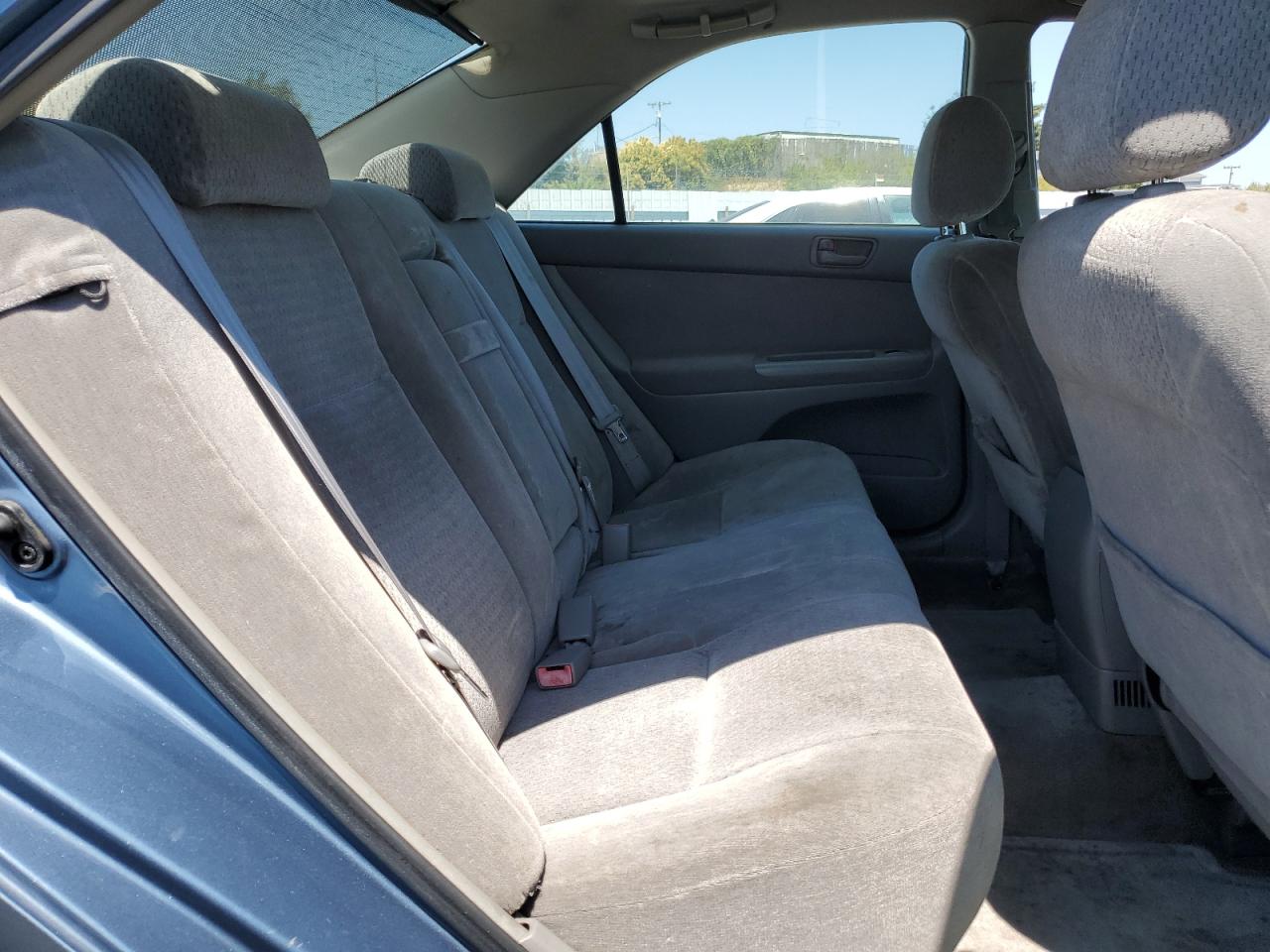 2003 Toyota Camry Le VIN: JTDBE32K930175703 Lot: 64996775