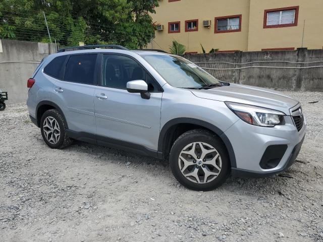  SUBARU FORESTER 2019 Srebrny
