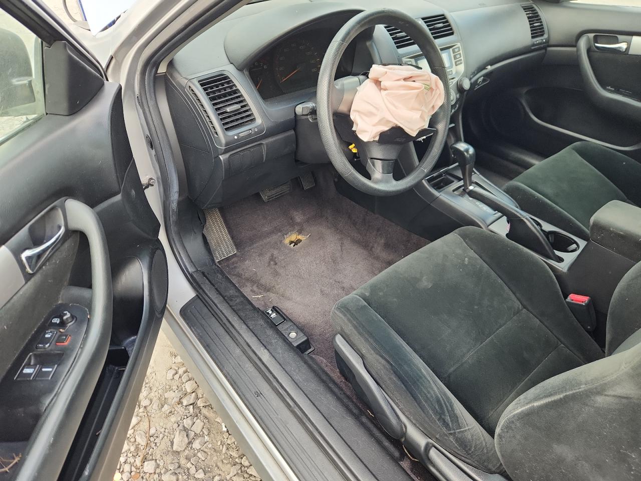 2006 Honda Accord Lx VIN: 1HGCM72356A011338 Lot: 63691595