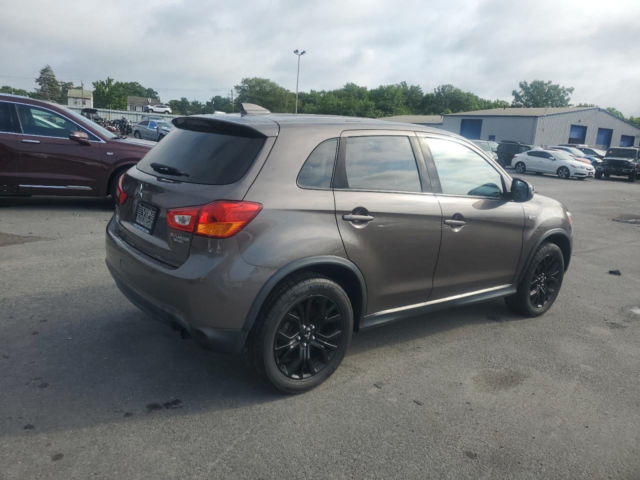 2017 Mitsubishi Outlander Sport Es VIN: JA4AP3AU7HZ068400 Lot: 64062425