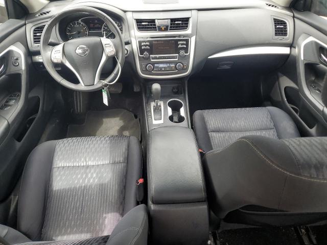  NISSAN ALTIMA 2017 Czerwony