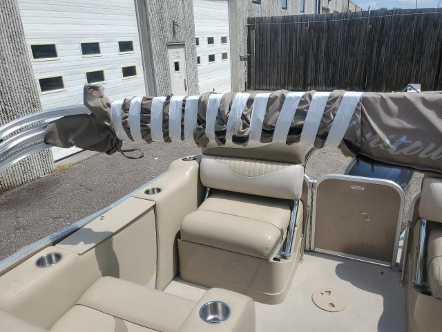 2014 MANITOU MANITOU 25 OASIS VP