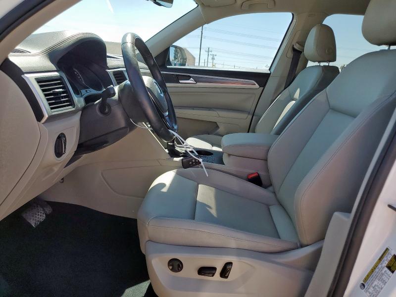  VOLKSWAGEN ATLAS 2018 Белы