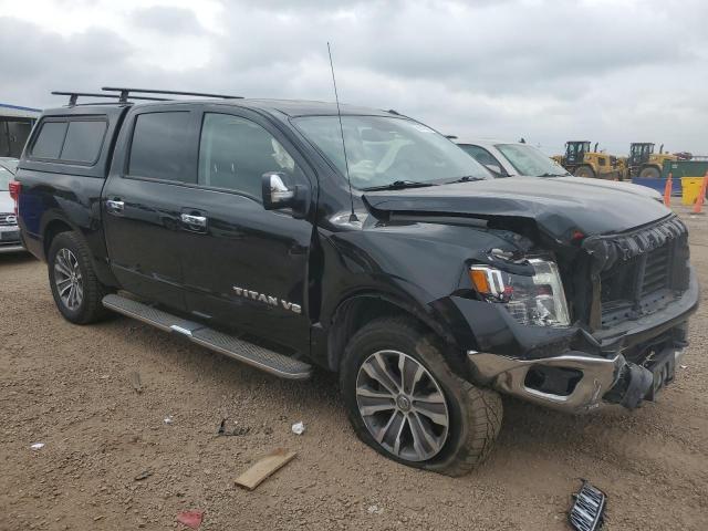  NISSAN TITAN 2018 Черный