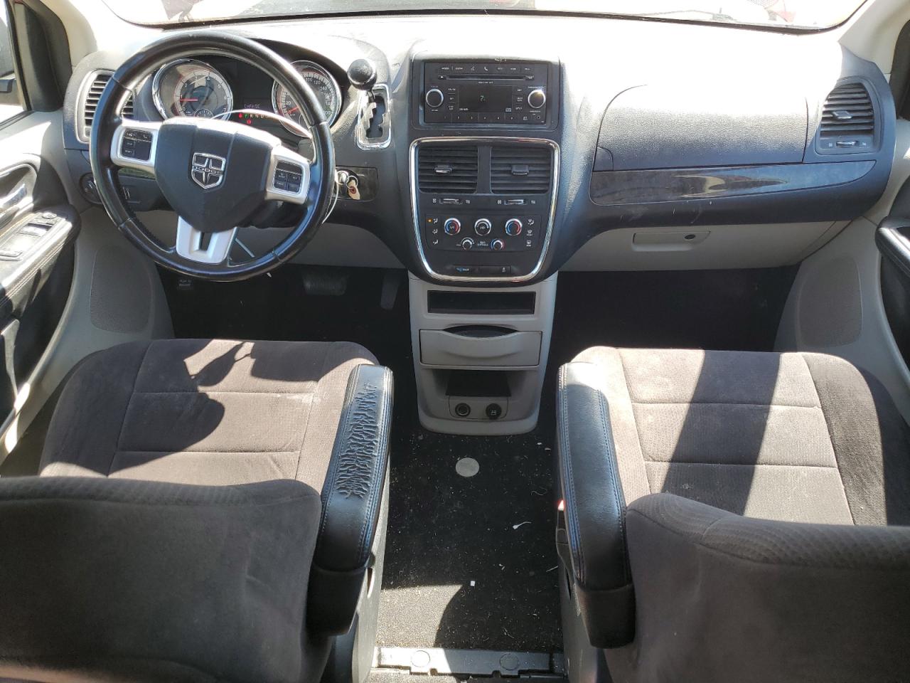 2011 Dodge Grand Caravan Express VIN: 2D4RN4DG4BR653689 Lot: 65200735