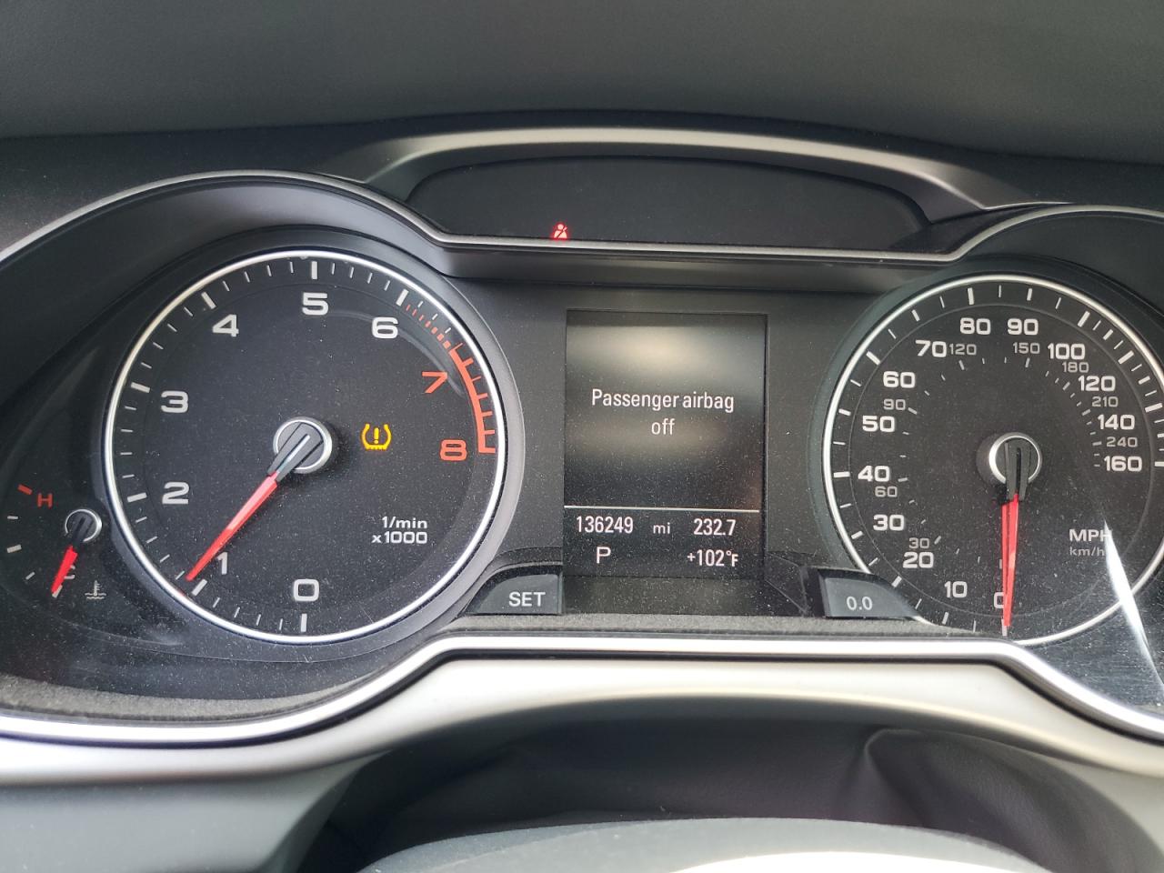 2014 Audi A4 Premium Plus VIN: WAUFFAFL3EN025272 Lot: 63694855