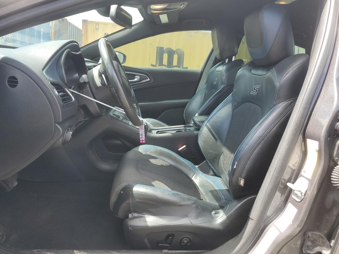 2015 Chrysler 200 S VIN: 1C3CCCBG7FN638861 Lot: 65057975
