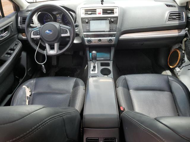 Parquets SUBARU OUTBACK 2015 Biały
