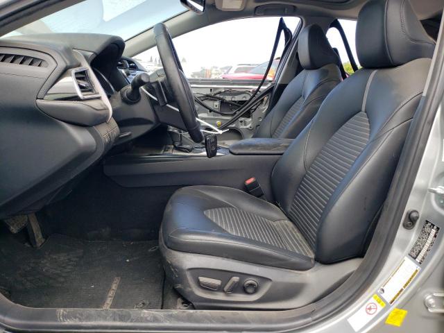  TOYOTA CAMRY 2018 Silver