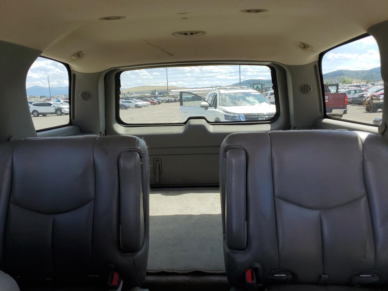2004 GMC Yukon VIN: 1GKEK13ZX4J207712 Lot: 64474525