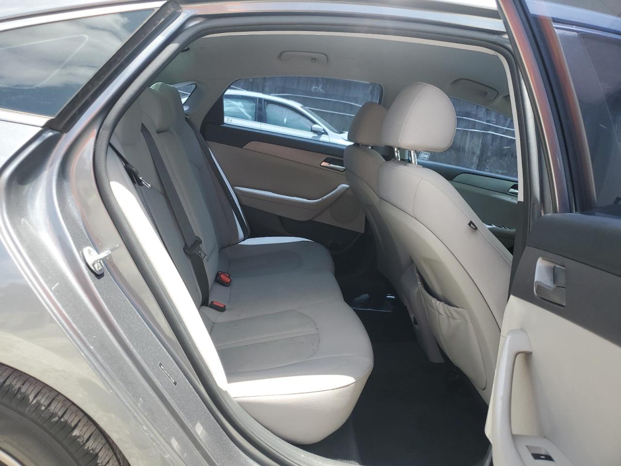 2019 Hyundai Sonata Se VIN: 5NPE24AF3KH748189 Lot: 64970095