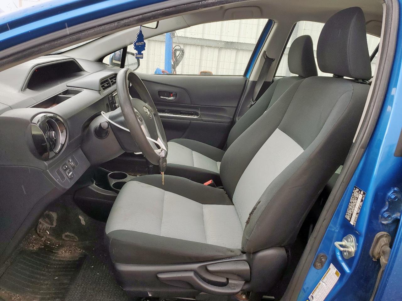 2015 Toyota Prius C VIN: JTDKDTB31F1102805 Lot: 63231165