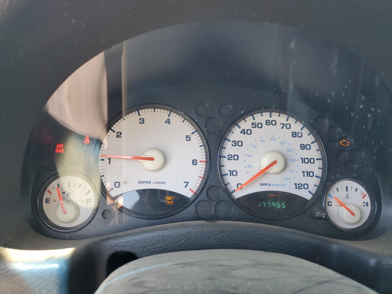 2004 Jeep Liberty Sport VIN: 1J4GL48K34W145887 Lot: 66661495