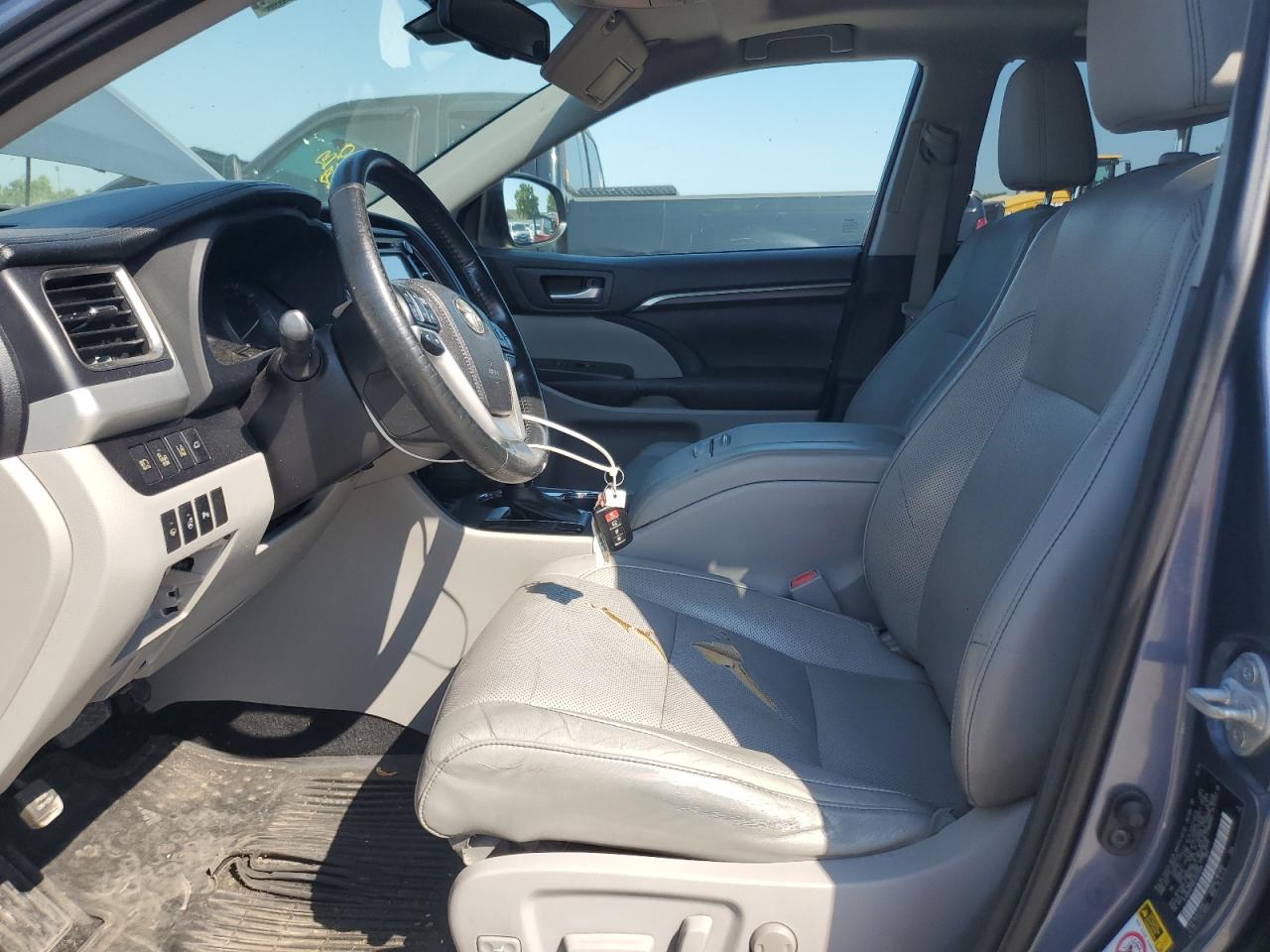 2014 Toyota Highlander Limited VIN: 5TDDKRFH8ES027609 Lot: 63212345