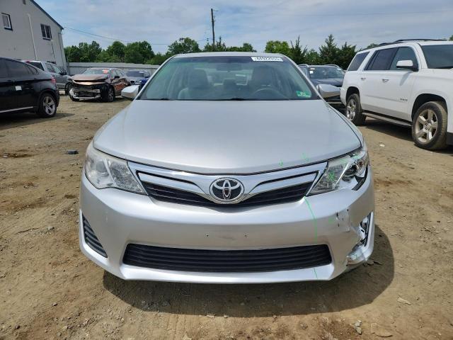  TOYOTA CAMRY 2012 Srebrny