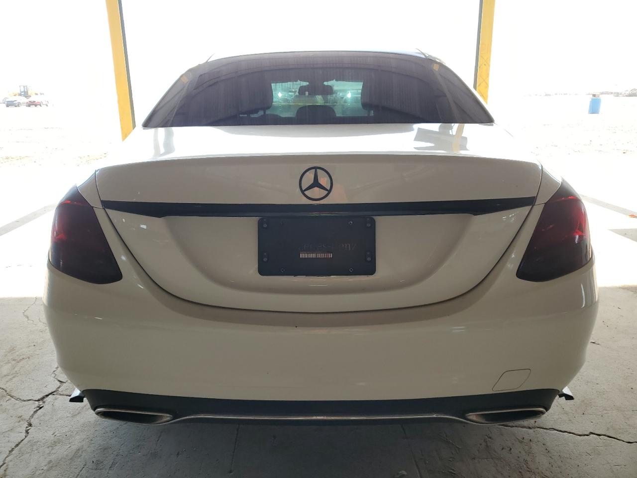 2017 Mercedes-Benz C 300 VIN: 55SWF4JB3HU180053 Lot: 64792435