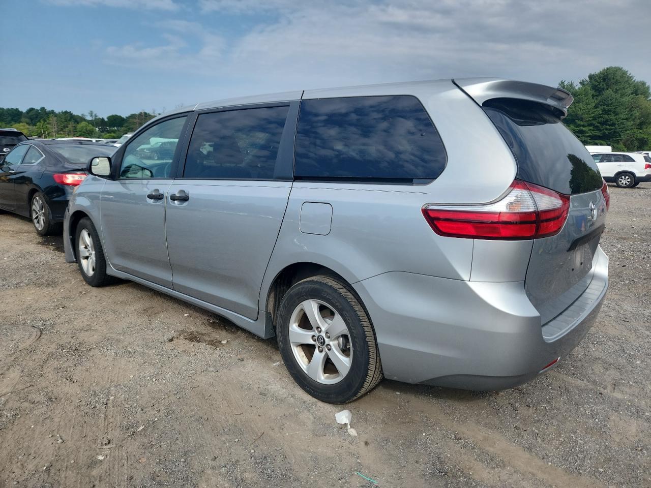 2019 Toyota Sienna VIN: 5TDZZ3DC3KS014333 Lot: 66344395