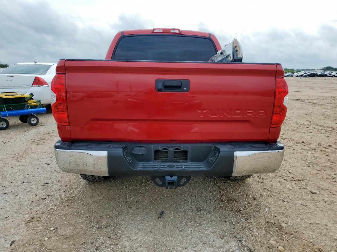 2018 Toyota Tundra Crewmax Sr5 VIN: 5TFEY5F12JX230739 Lot: 63687505
