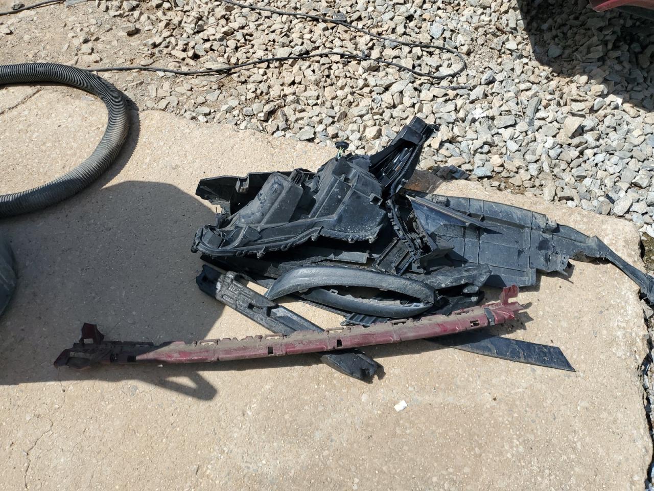 2018 Toyota Camry L VIN: 4T1B11HK2JU673184 Lot: 65815225