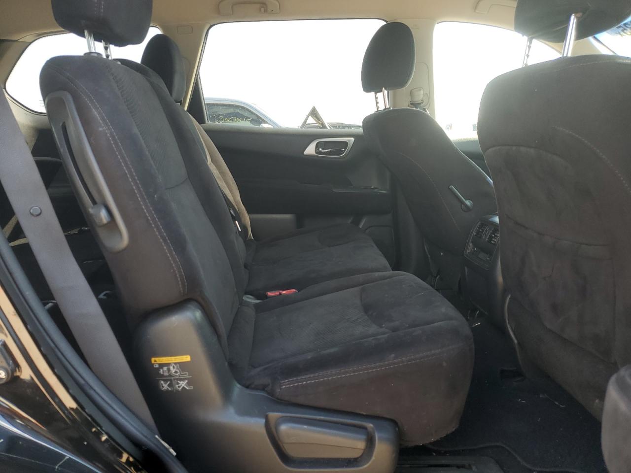 2014 Nissan Pathfinder S VIN: 5N1AR2MNXEC699148 Lot: 63214835