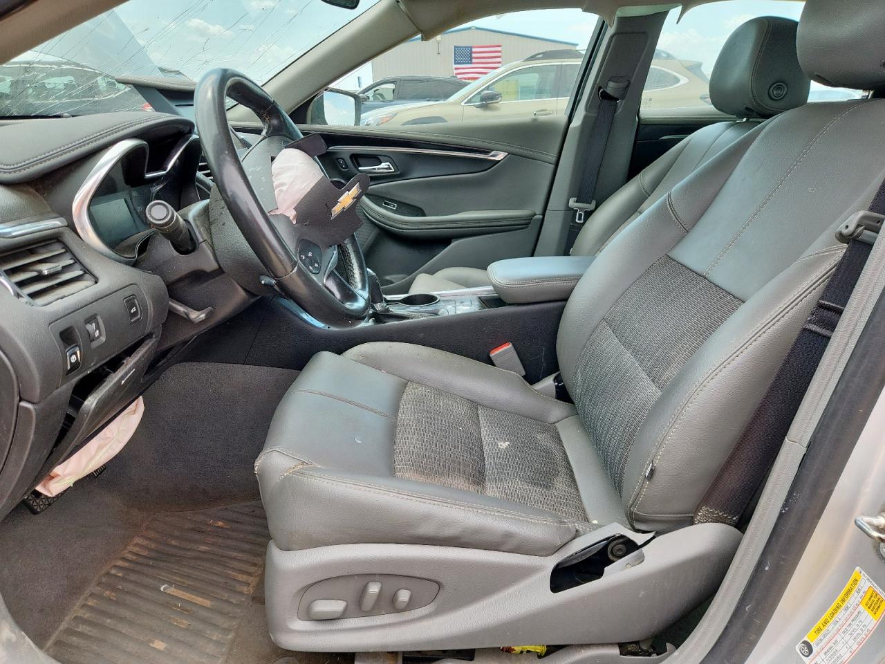 2018 Chevrolet Impala Lt VIN: 1G1105S34JU114711 Lot: 64277215