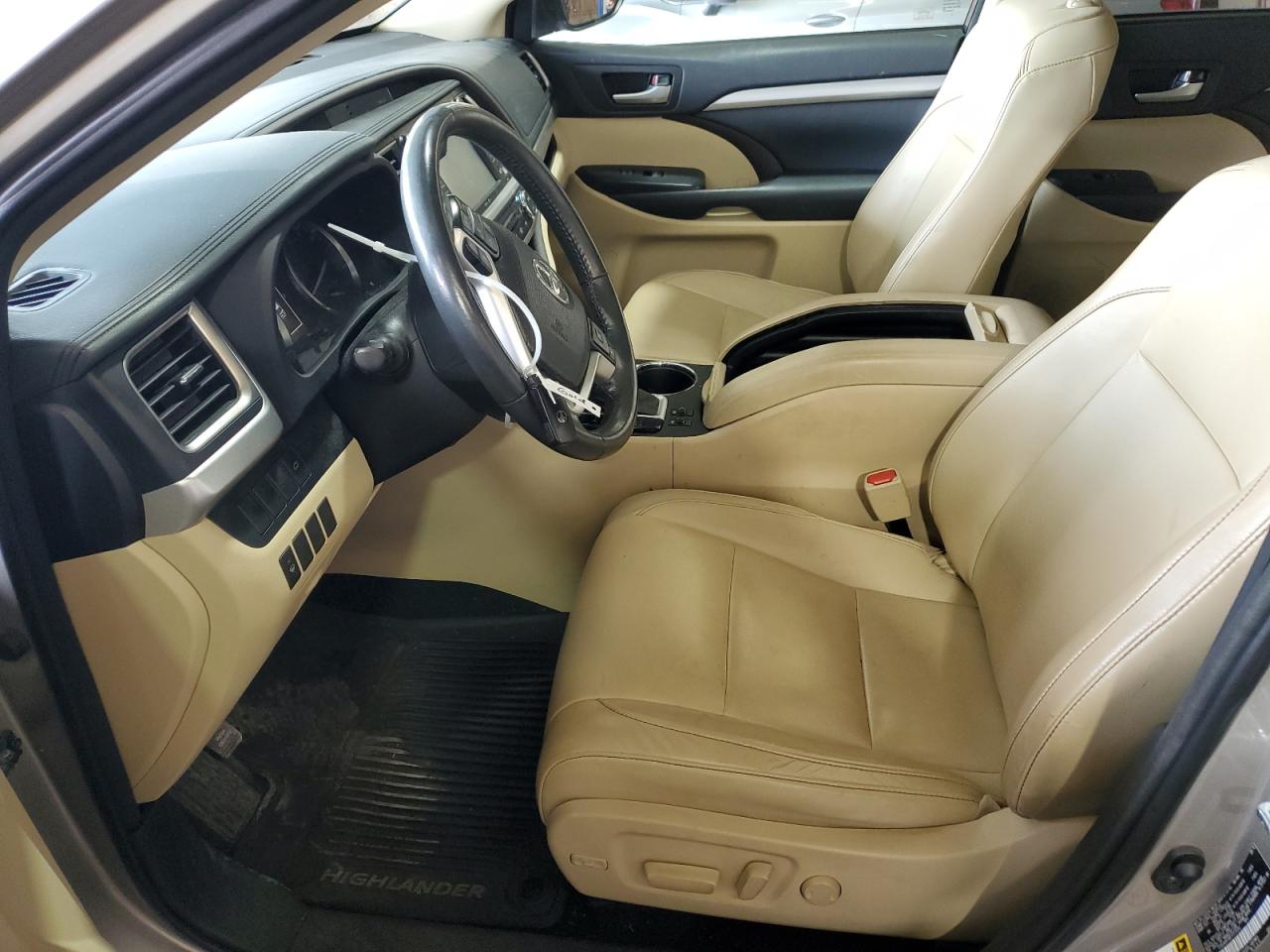2015 Toyota Highlander Xle VIN: 5TDJKRFH8FS173500 Lot: 64493085