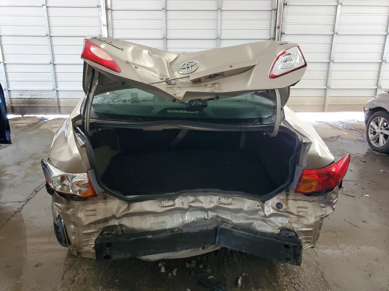 2010 Toyota Corolla Base VIN: 2T1BU4EE3AC517504 Lot: 64131845