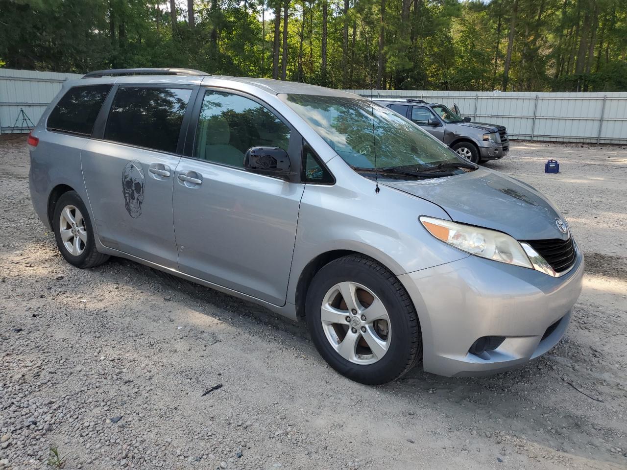 2013 Toyota Sienna Le VIN: 5TDKK3DC4DS395795 Lot: 66253475