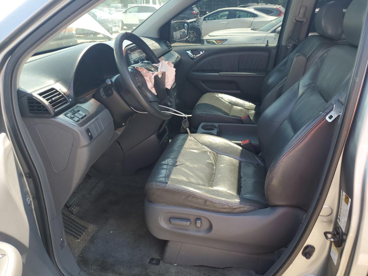 2005 Honda Odyssey Exl VIN: 5FNRL38725B131232 Lot: 64102455
