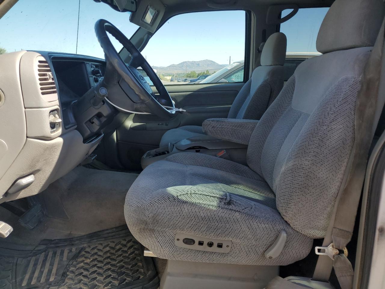 1999 Chevrolet Suburban K1500 VIN: 3GNFK16R4XG166468 Lot: 63573865
