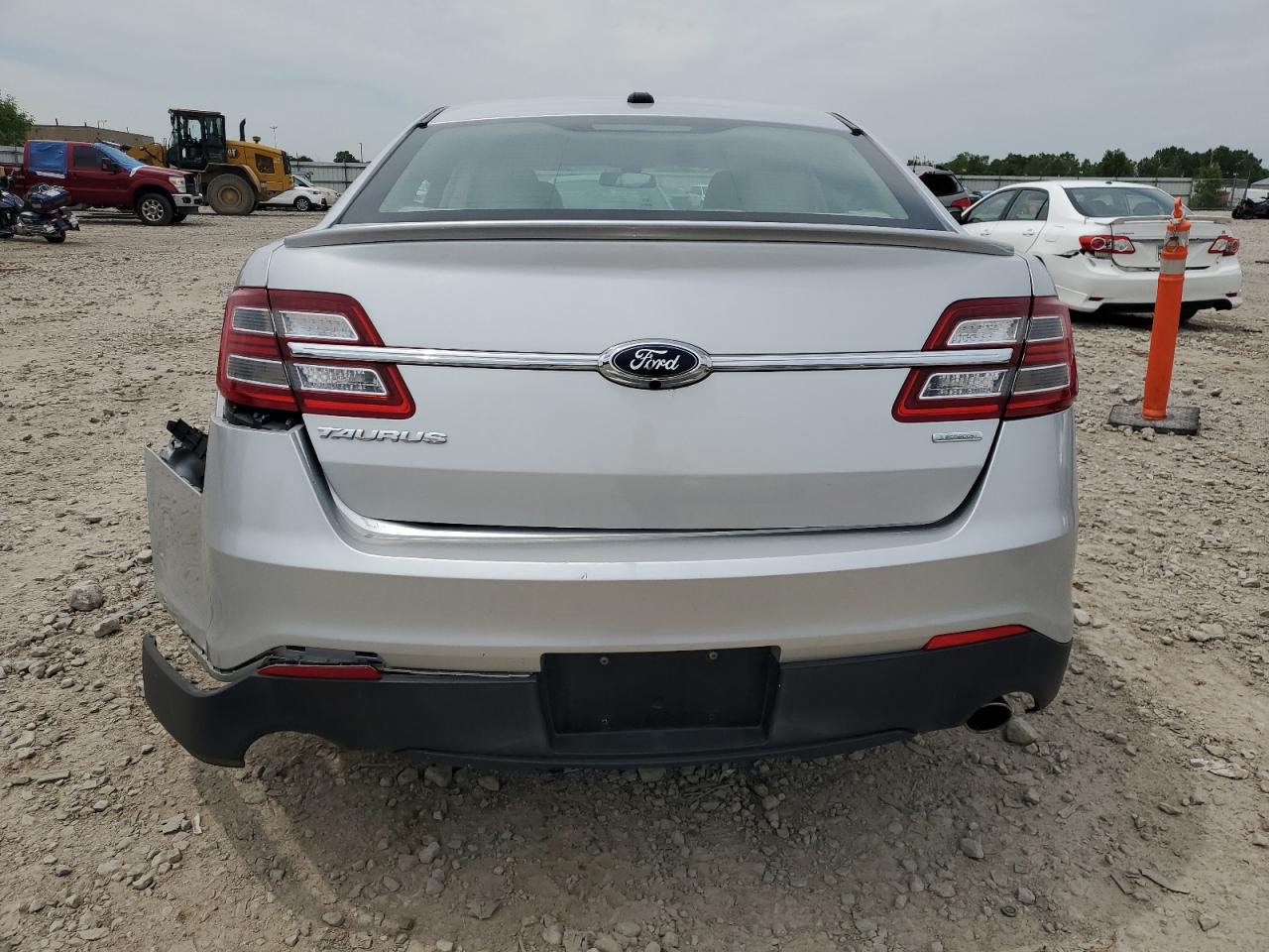 2015 Ford Taurus Se VIN: 1FAHP2D90FG105498 Lot: 63967925