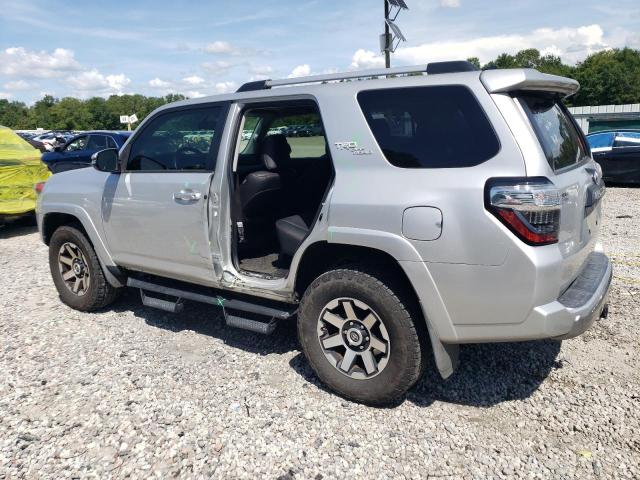  TOYOTA 4RUNNER 2018 Серебристый