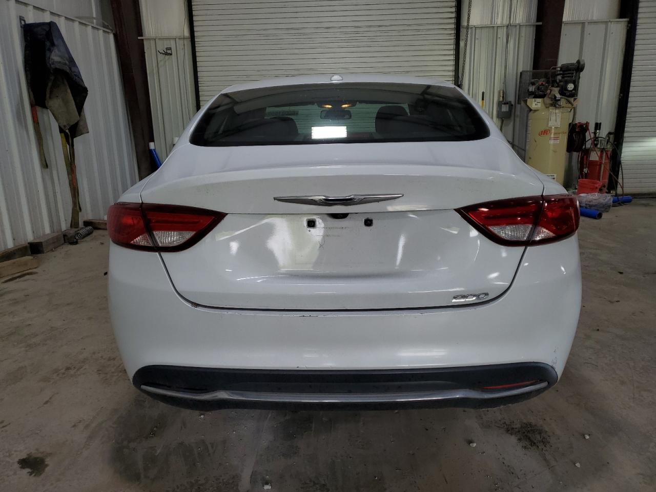 2015 Chrysler 200 Limited VIN: 1C3CCCAB4FN646440 Lot: 66081655