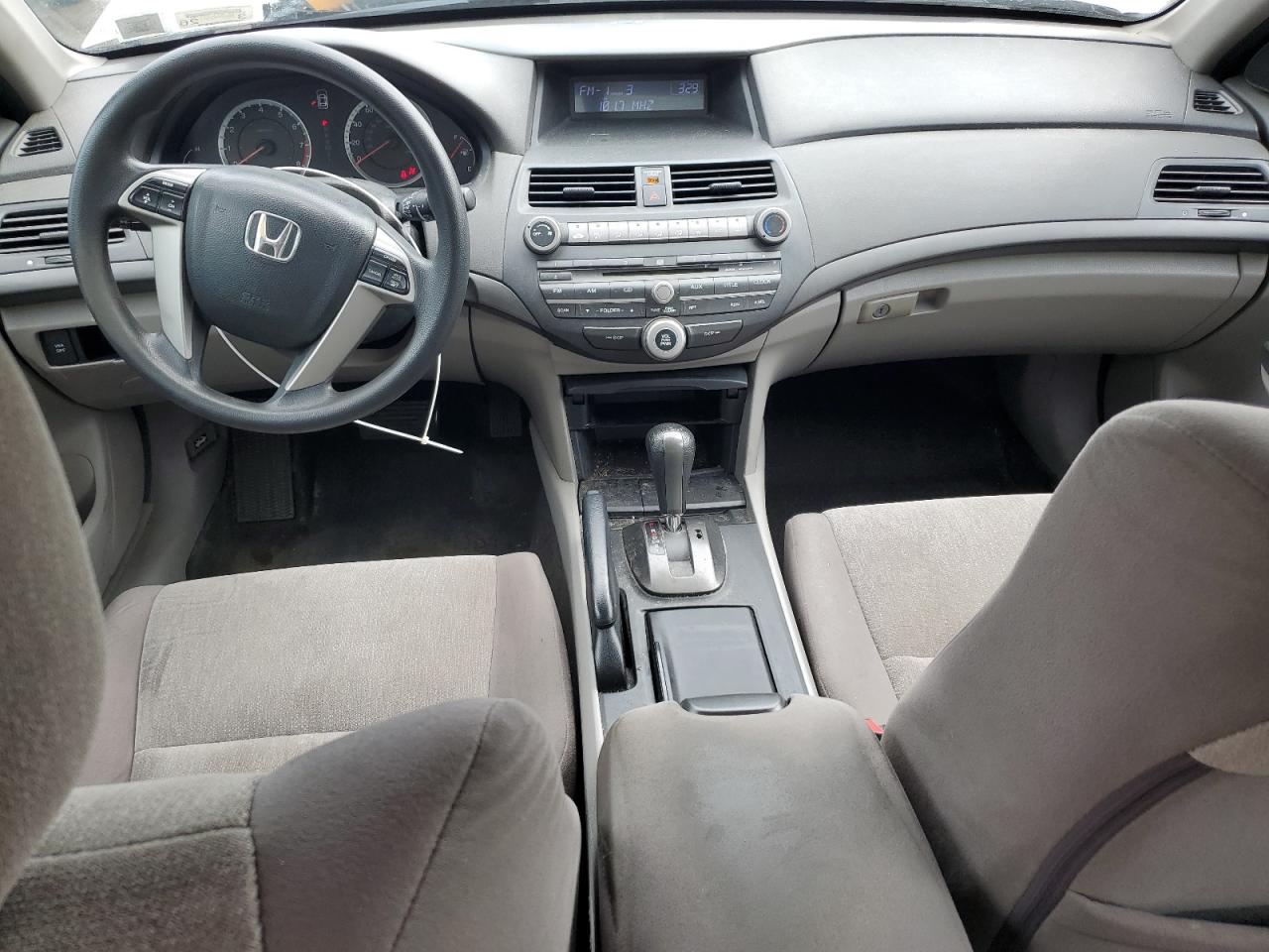 2010 Honda Accord Lx VIN: 1HGCP2F31AA140237 Lot: 63051985