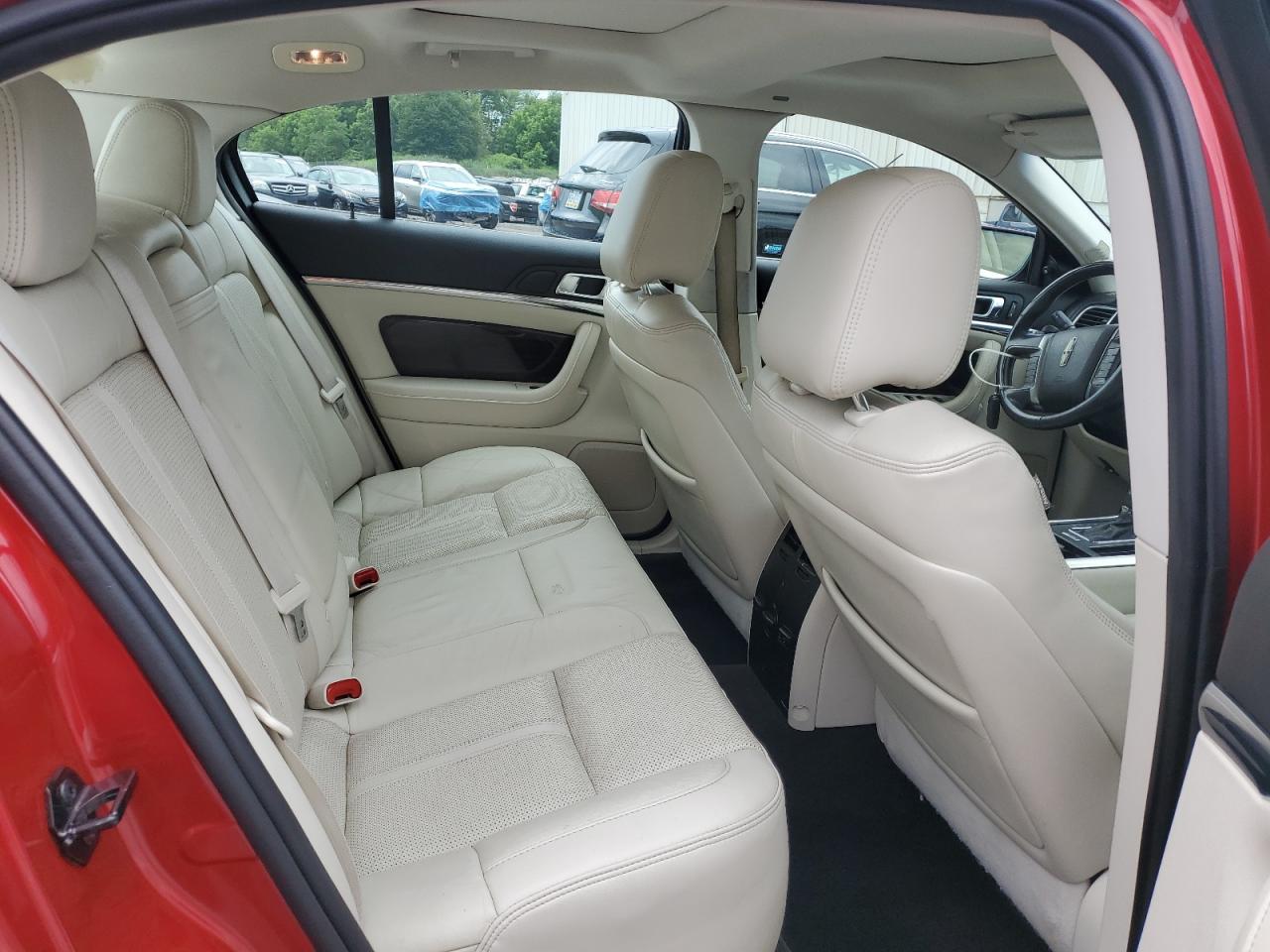 1LNHL9ER6CG805188 2012 Lincoln Mks