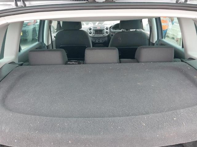 2009 VOLKSWAGEN TIGUAN SE