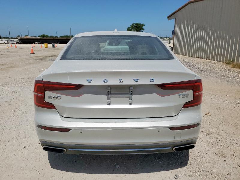  VOLVO S60 2020 Серебристый