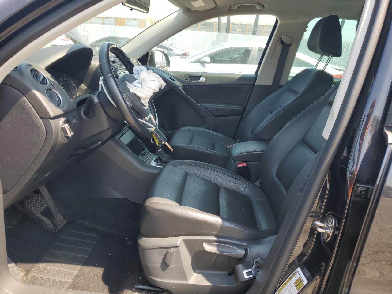 2014 Volkswagen Tiguan S VIN: WVGAV3AX6EW598937 Lot: 64850365